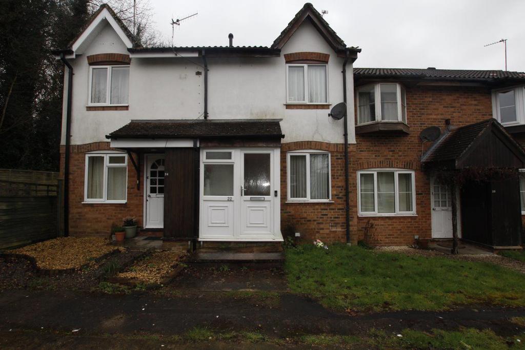 Mannington Lane 2 bed house £850 pcm (£196 pw)