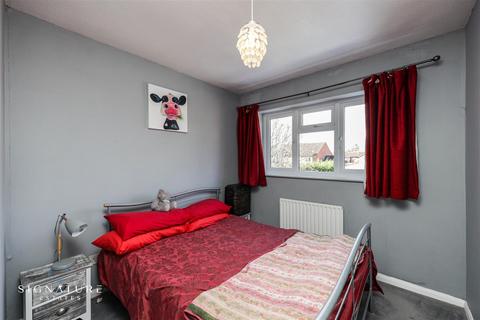 57 Berkeley Close, Abbots Langley, WD5 0XD
