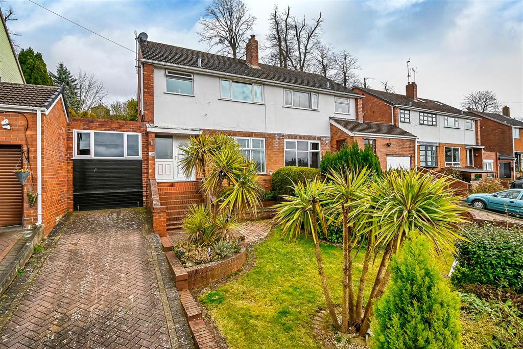 30 St. James Drive, Bridgnorth 4 bed semidetached house £315,000