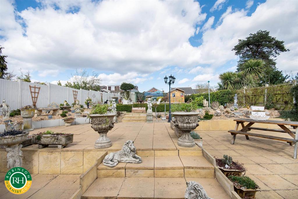 Patio 1