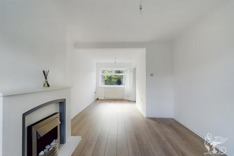 3 bedroom end of terrace house for sale - Rosedale Road, Grays
