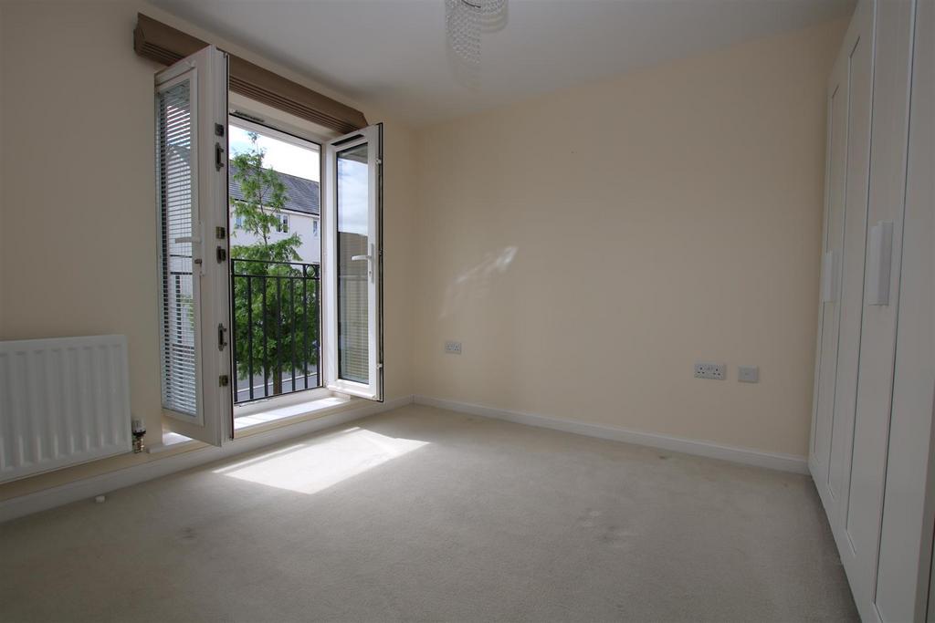 Bedroom 1.JPG