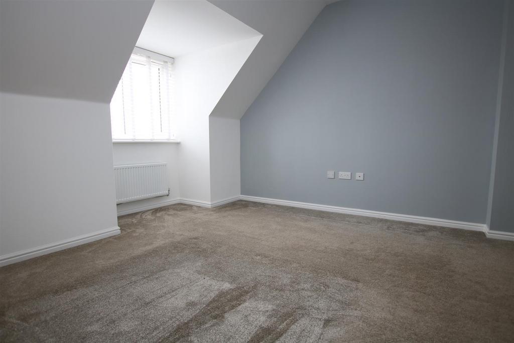 Master Bedroom 2.JPG