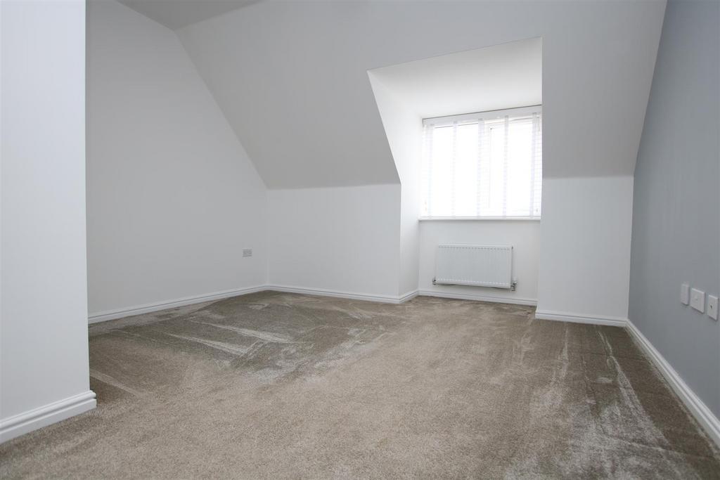 Master Bedroom.JPG