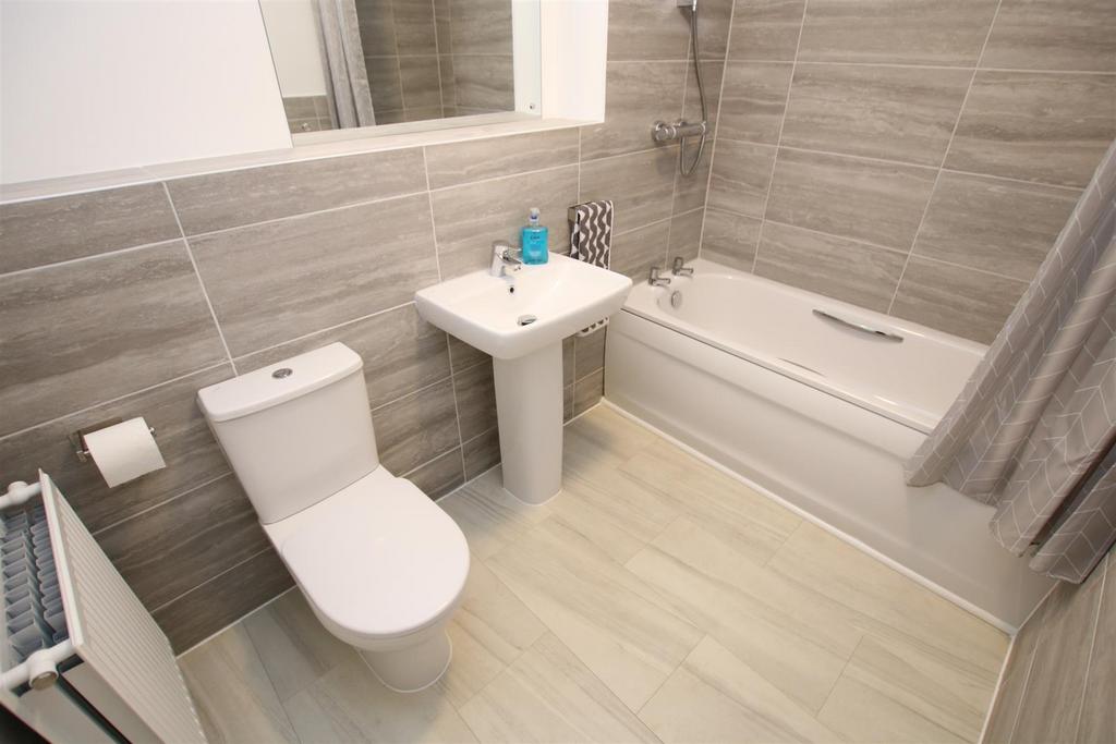 Bathroom.JPG