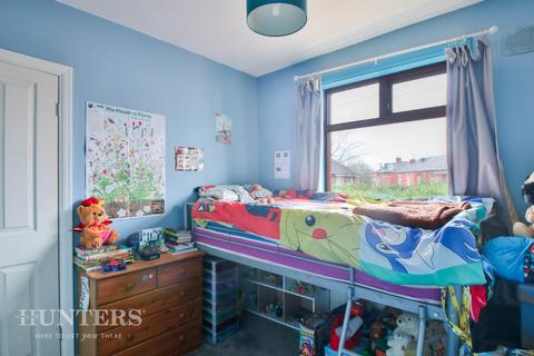 39 Ralstone Avenue, Oldham, OL8 1LY