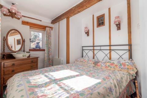 Mermaid Cottage Jolly Sailor Yard, Wells-next-the-sea, NR23 1LA
