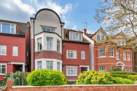 95 Dartmouth Road, London, NW2 4ER