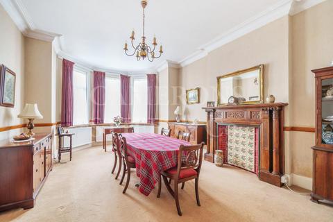 95 Dartmouth Road, London, NW2 4ER