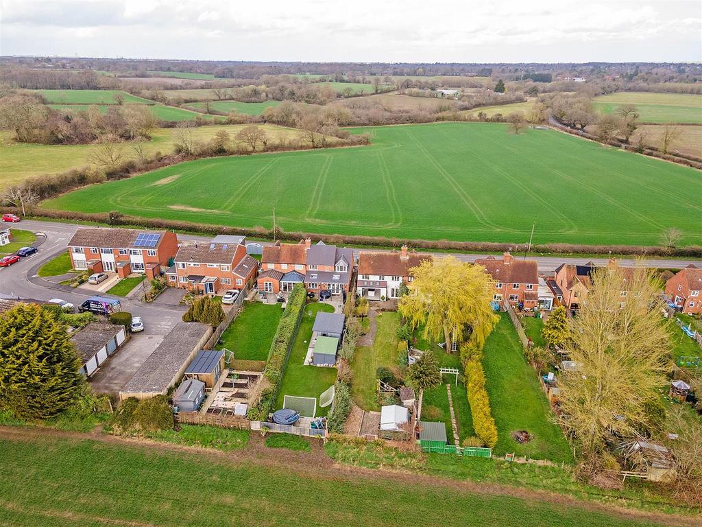 Aylesbury Road, Hockley Heath, Solihull 4 bed semidetached house £525,000
