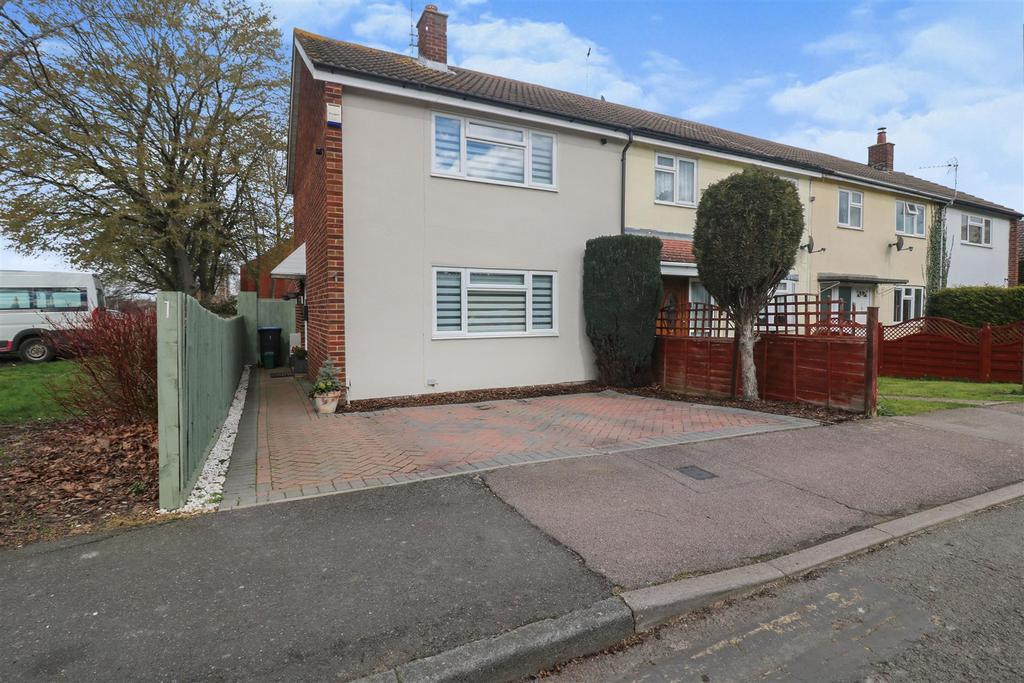 Spencers Croft, Harlow 2 bed end of terrace house for sale £325,000