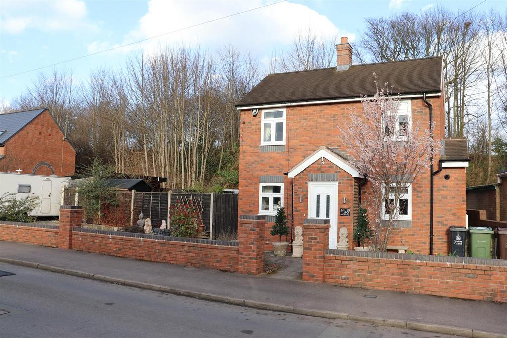 Hall Lane, Walsall Wood 3 bed detached house for sale £315,000