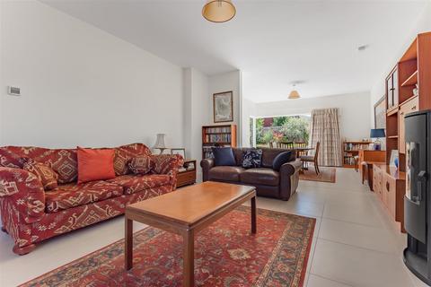 4 Dukes Walk, Exeter, EX2 7FQ
