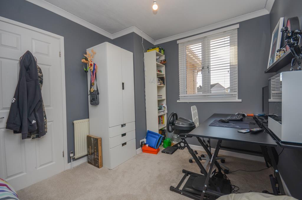 Bedroom three pic 2.jpg