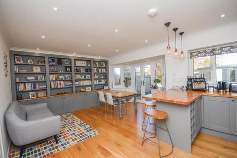 13 Amberley Close, Bristol, BS16 2RR