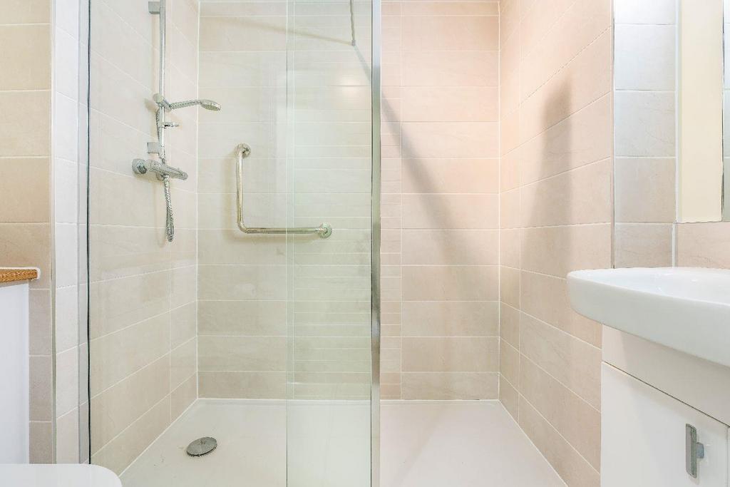 8577342-interior08.jpg