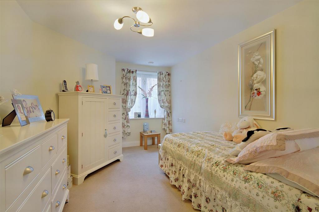 8545379-interior01-800.JPG