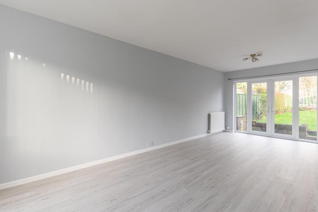 Whitby Crescent, Woodthorpe 3 bed detached house £1,250 pcm (£288 pw)