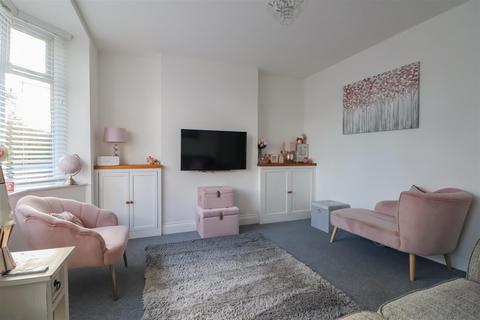 45 Crawley Road, Horsham, RH12 4DS