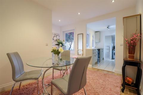 45 Crawley Road, Horsham, RH12 4DS