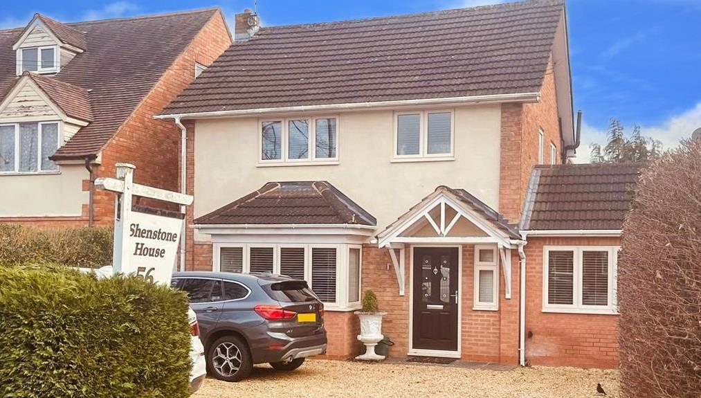 Evesham Road, StratforduponAvon 4 bed detached house £625,000