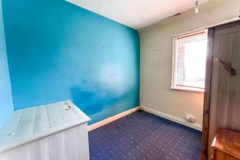 176 Charter Avenue, Coventry, CV4 8EA