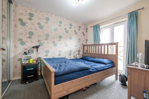4 bedroom semi-detached house to rent, Oriel Gardens, Salford, M7