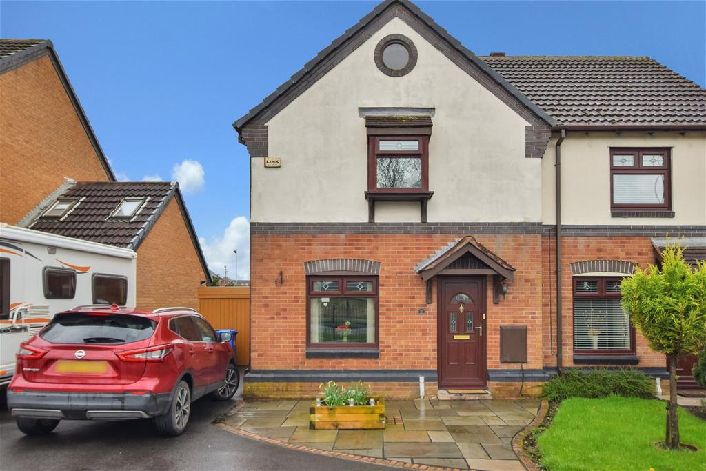 Eastbury Close, Finsbury Park, Widnes 3 bed semidetached house £200,000