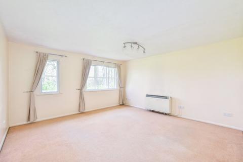 2 bedroom maisonette for sale, Derwent Close, Amersham, Buckinghamshire, HP7