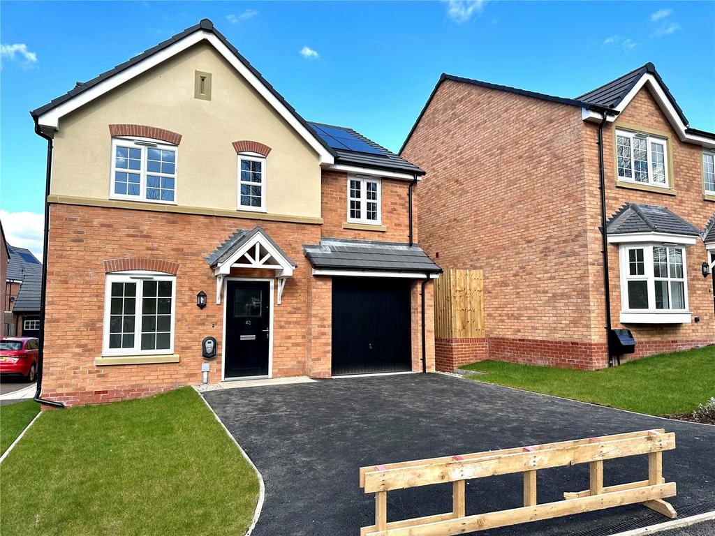 Riley Bank Road, Leigh, Greater... 4 bed detached house - £1,400 pcm (£ ...
