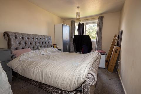 3 bedroom flat for sale, Wingate Way, St. Albans, Hertfordshire, AL1