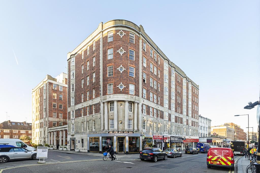 Queensway London W2 Studio £1,500 pcm (£346 pw)