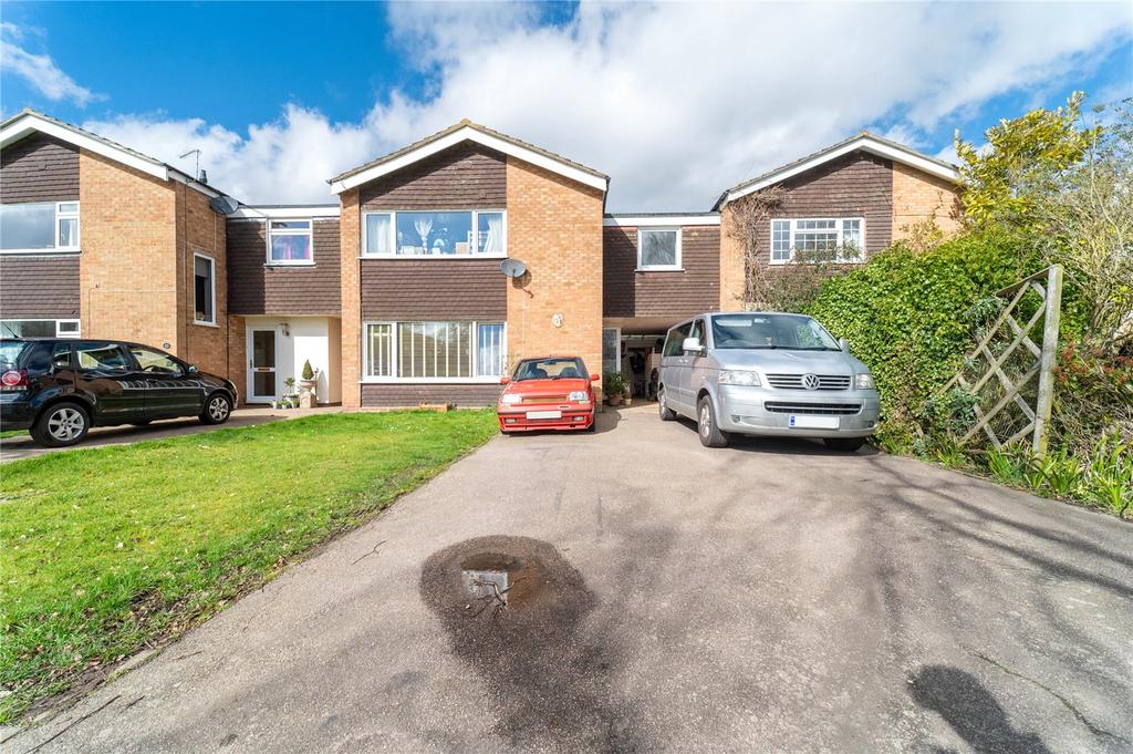Quintons Corner, East Bergholt, Colchester, Suffolk, CO7 4 bed house