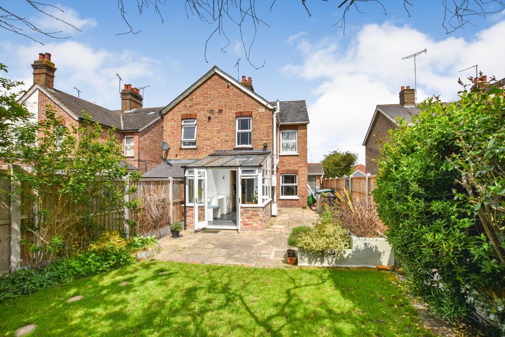 Holloway Road, Heybridge 3 bed semidetached house £425,000
