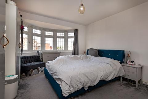 1 Penrith Road, Ilford, IG6 3DA