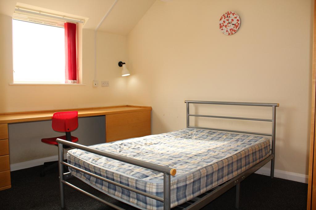 Bedroom 5 (Available Room)