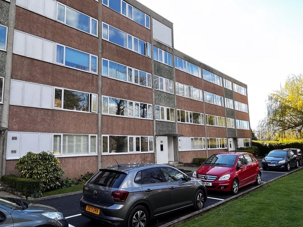 Coton Manor, Berwick Road, Shrewsbury, Shropshire, SY1 2 bed apartment