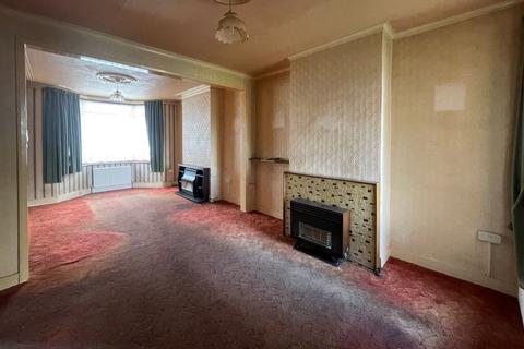 3 bedroom terraced house for sale - 44 Chadwell Road, Grays, Essex, RM17 5SY