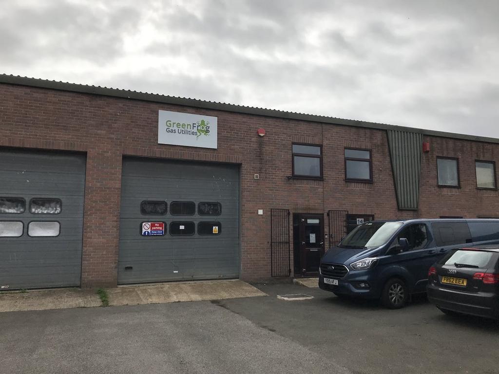 Unit 14 Capitol Park, Pearce Way... Industrial unit £1,417 pcm (£327 pw)