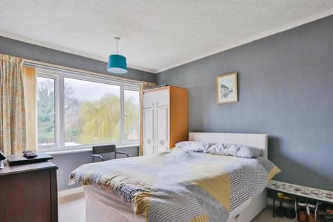 37 Baynard Avenue, Cottingham, HU16 5AB