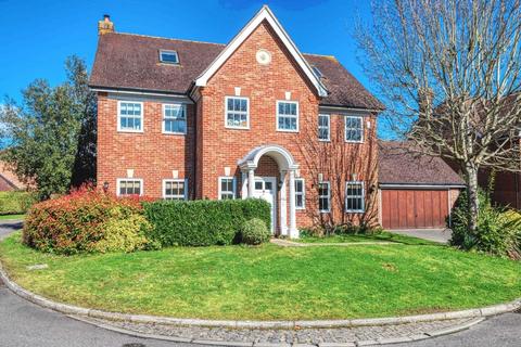 4 Copperfields, Caversham, Reading, RG4 7PQ
