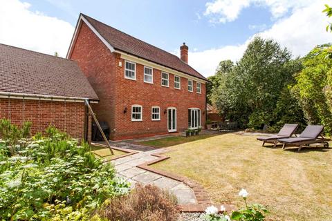 4 Copperfields, Caversham, Reading, RG4 7PQ