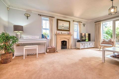 4 Copperfields, Caversham, Reading, RG4 7PQ