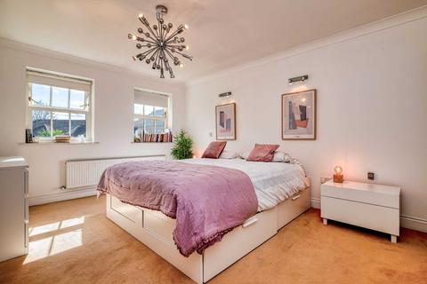 4 Copperfields, Caversham, Reading, RG4 7PQ