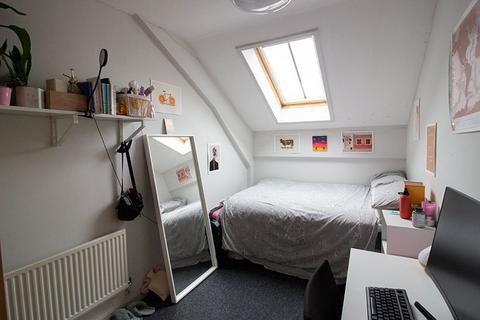 5 bedroom flat to rent, 156c, Mansfield Road, Nottingham, NG1 3HW