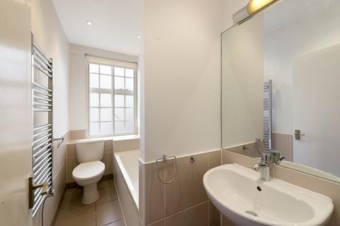 Flat 18, Windsor Court Jubilee Place, London, SW3 3TB