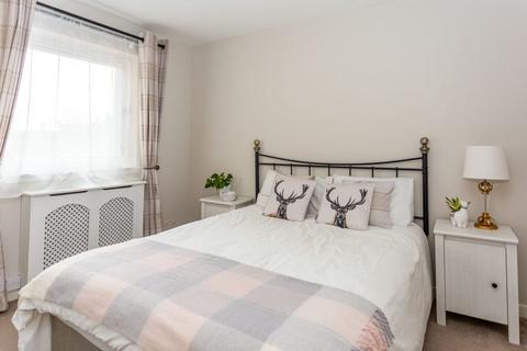 1/5 Gilmours Entry, Edinburgh, EH8 9XL