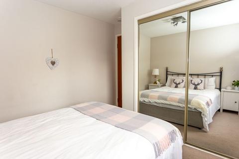 1/5 Gilmours Entry, Edinburgh, EH8 9XL