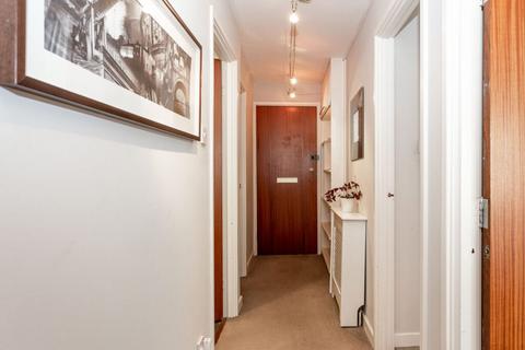 1/5 Gilmours Entry, Edinburgh, EH8 9XL