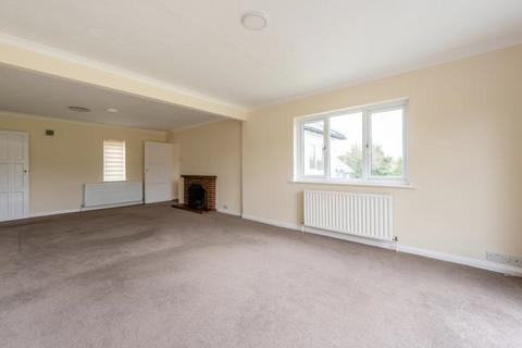 23 Croydon Lane, Banstead, SM7 3BE
